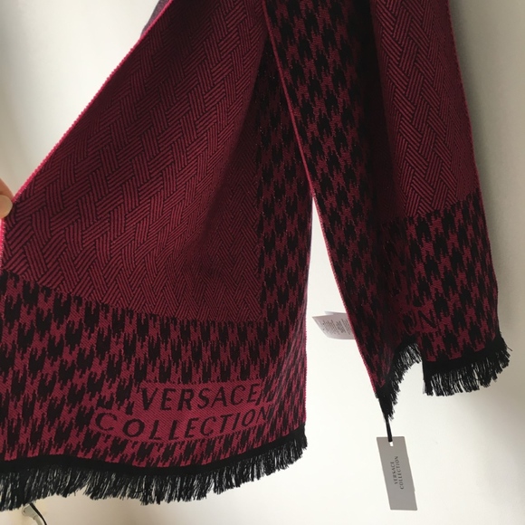 Versace Collection Unisex Black-Violet Scarf - Picture 4 of 4